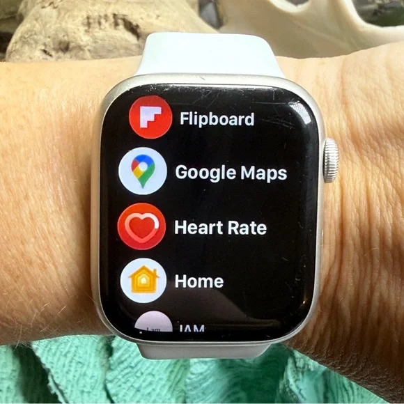 APPLE WATCH Series 7 45mm GPS/Cellular UNLOCKED w Charger+ MYSTERY BANDS BUNDLE